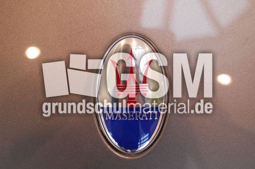 Maseratiemblem.JPG